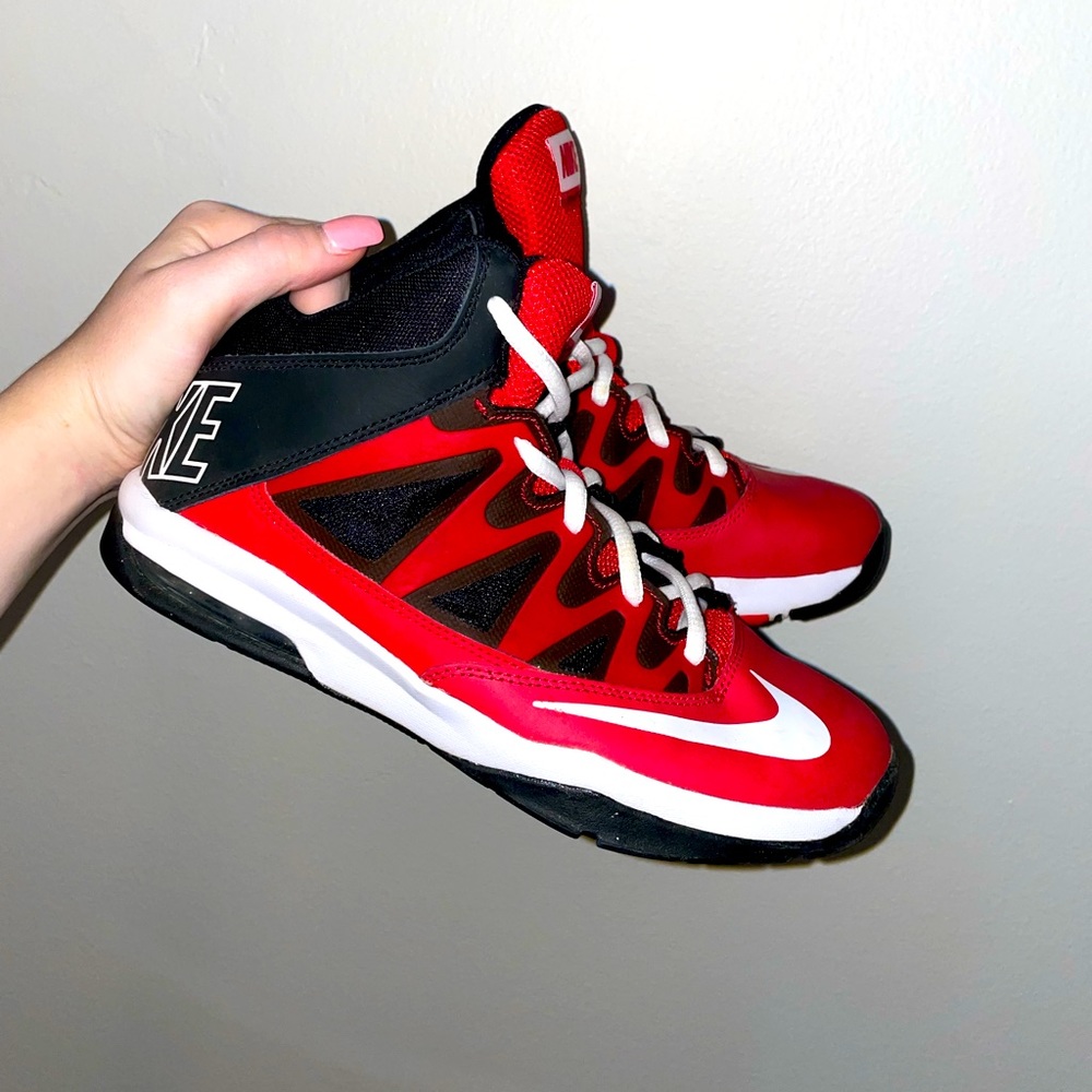 Nike boy shoes